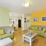 Cozy Split